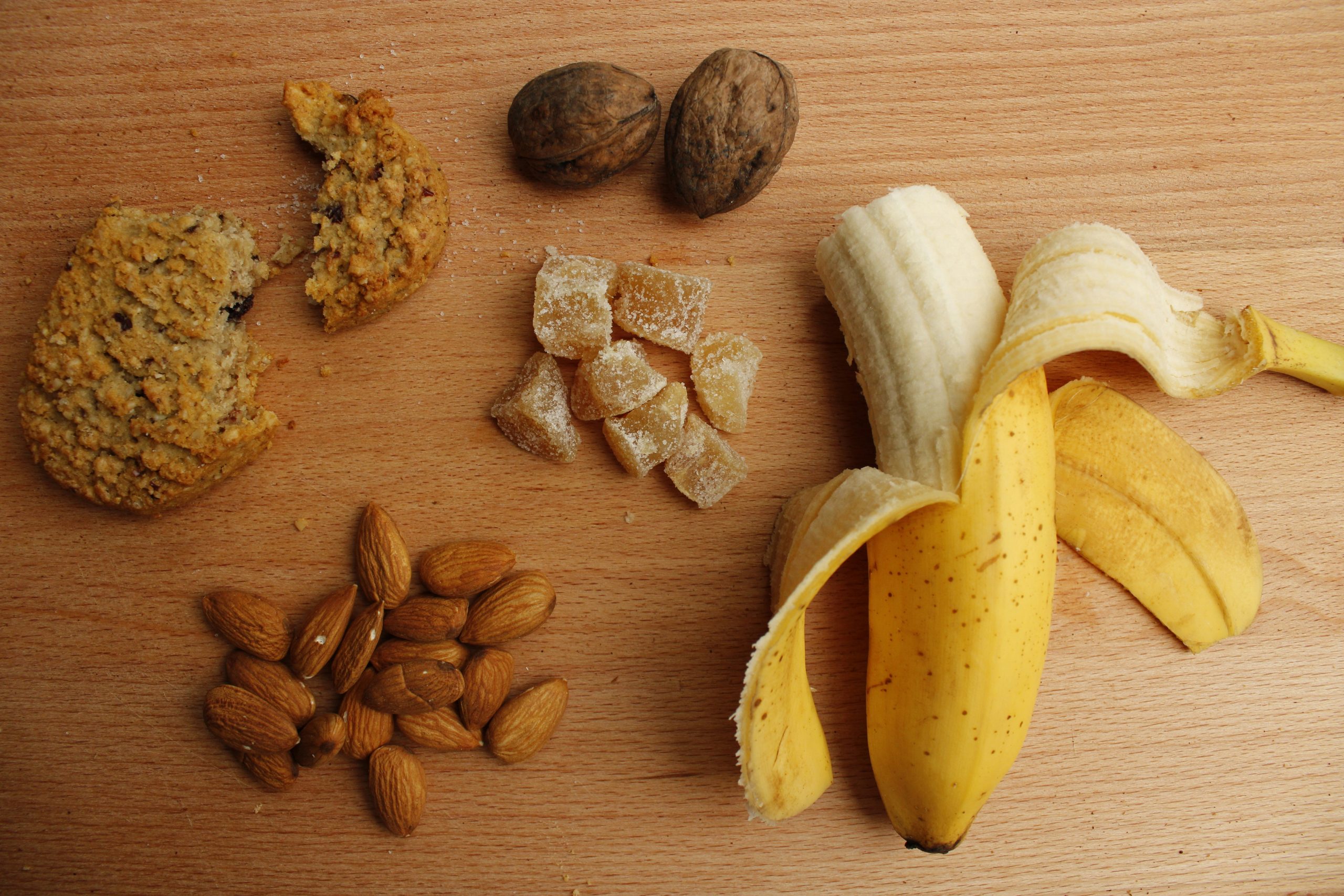 Goede koolhydraten vs. slechte koolhydraten: Wat is het verschil? 2 gezonde snack opties banaan