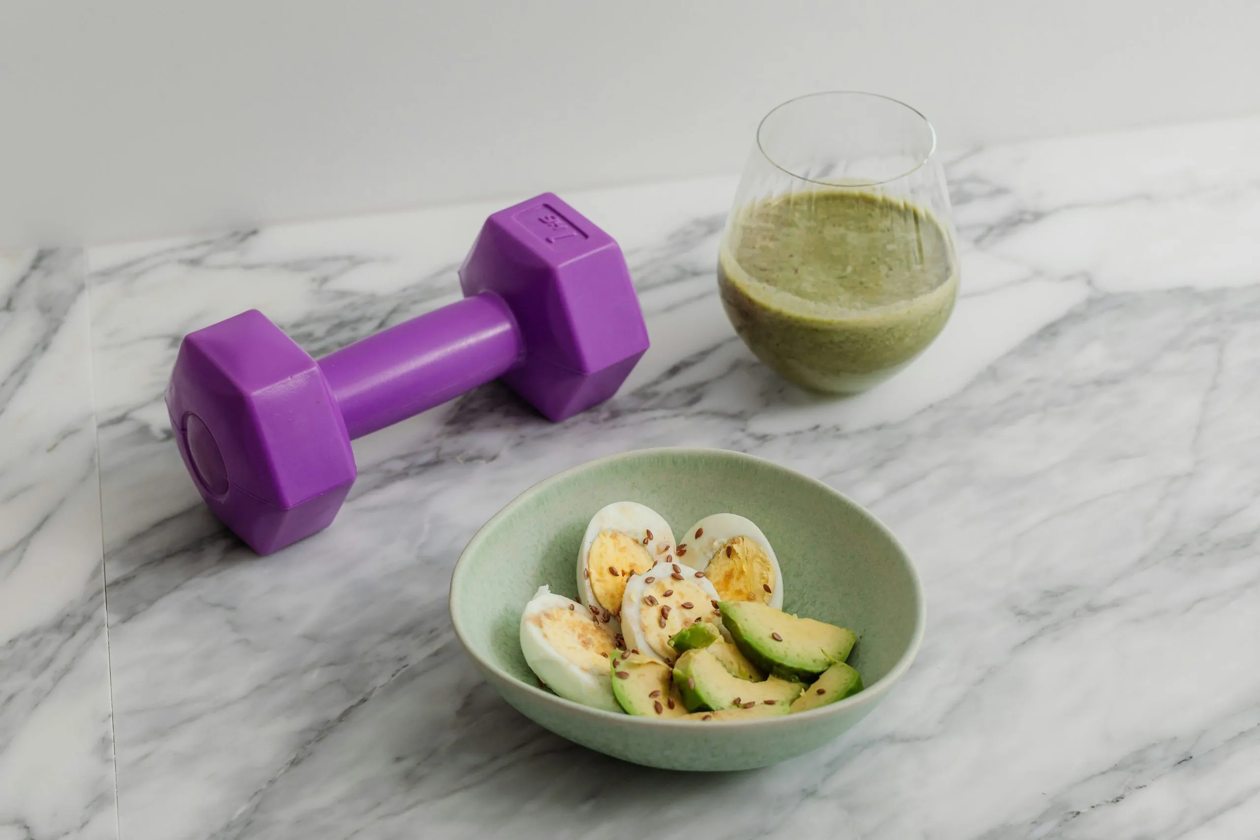 groen smoothie ontbijt dumbbell